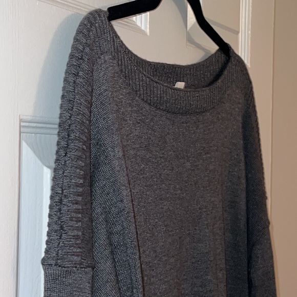 Maison Jules Women’s Crewneck Sweater in Grey in size XL - Picture 5 of 11